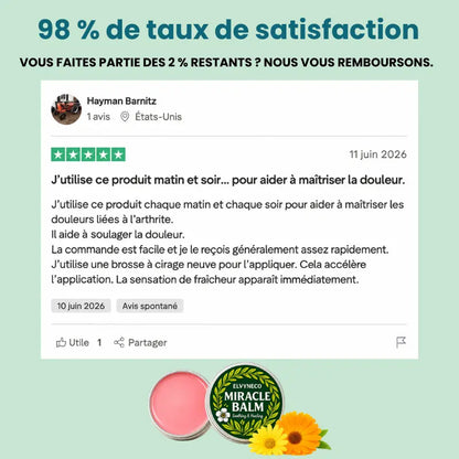 Pot de baume avec son couvercle posé à côté